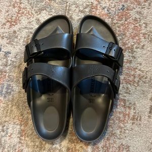 Birkenstock Arizona Essentials Slide Sandal - Women's